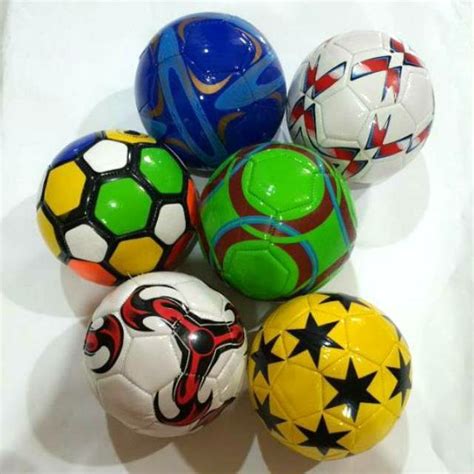 Gambar Mainan Bola